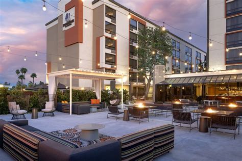 hilton hotels in san bernardino.